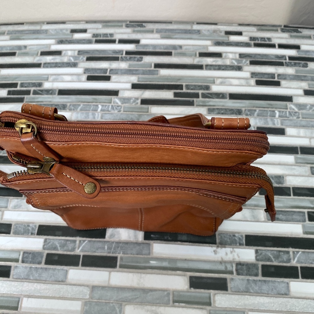 Genuine leather fossil crossbody - Picture 5 of 8